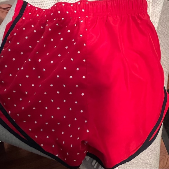 NWOT Nike Tempo Red Stars Shorts - Picture 3 of 4